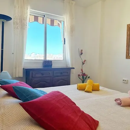 Apartamento Cozy 350 Meters From The Beach. Torrevieja