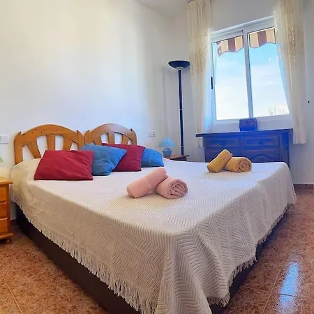 Cozy 350 Meters From The Beach. Apartamento Torrevieja
