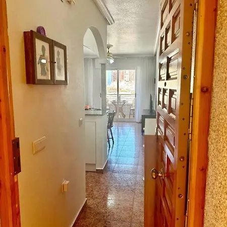 Apartamento Cozy 350 Meters From The Beach. Torrevieja