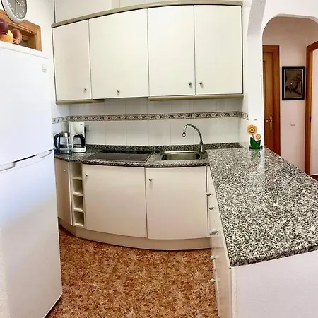 Cozy 350 Meters From The Beach. Apartment Torrevieja