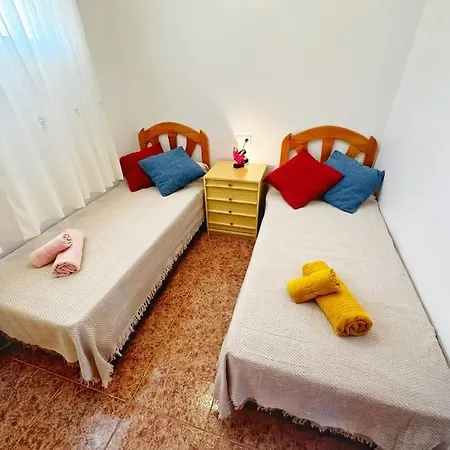 Cozy 350 Meters From The Beach. Apartment Torrevieja