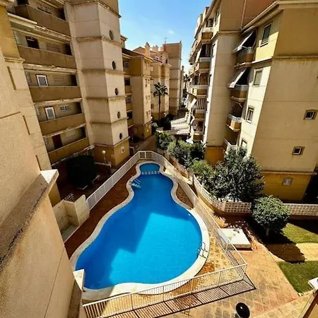 Cozy 350 Meters From The Beach. Apartamento Torrevieja
