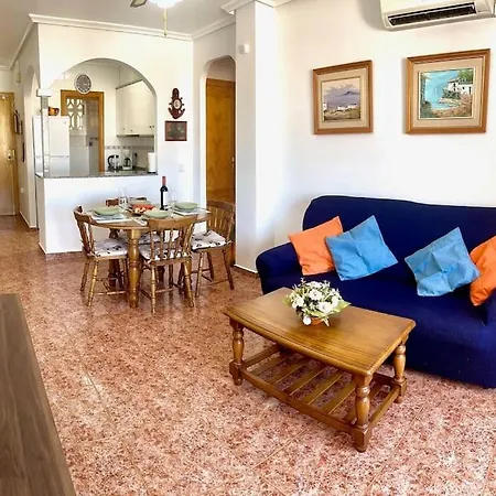 Apartamento Cozy 350 Meters From The Beach.